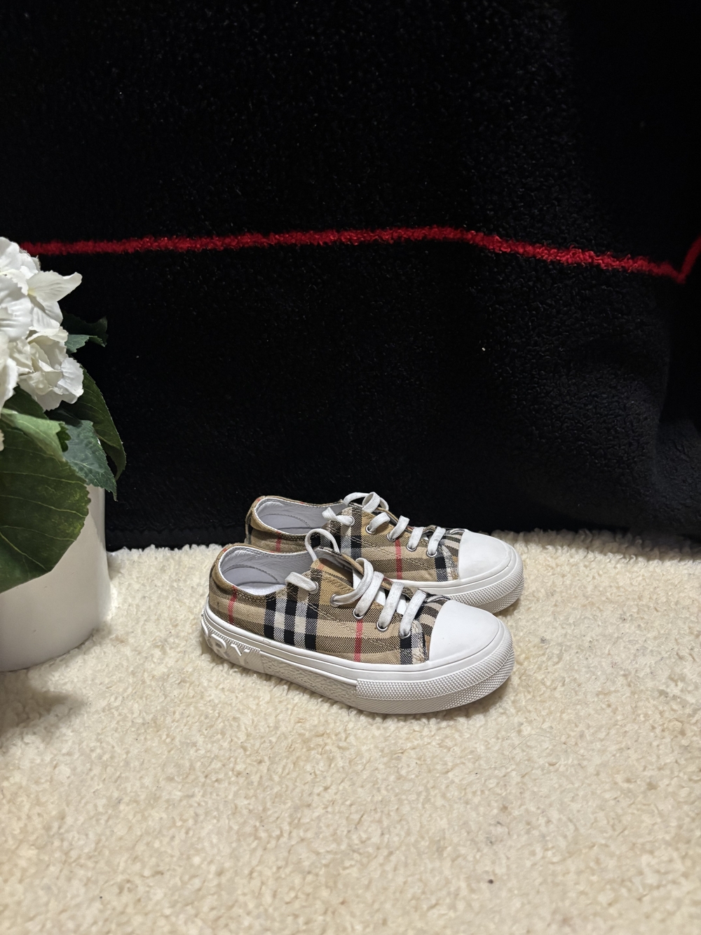 Burberry Kids Beige Check Lace-Up Sneaker Sz 28 - Picture 3 of 8